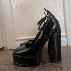 Steve Madden Black Platform Heels